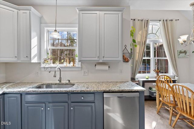 176 E Silverado Court, Kenly, NC 27542