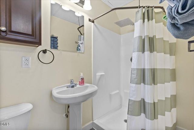 176 E Silverado Court, Kenly, NC 27542