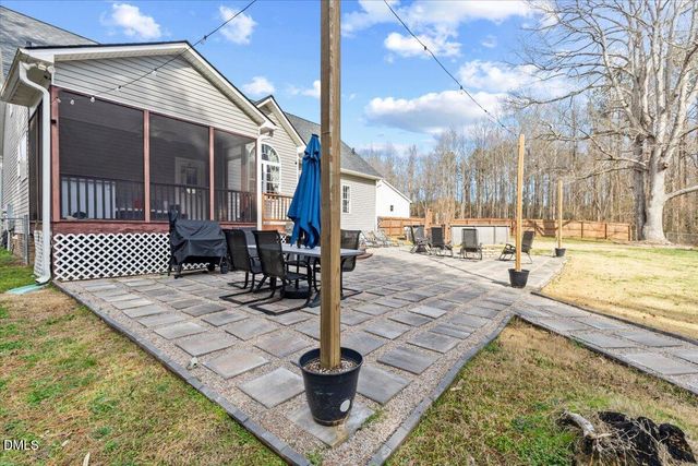 176 E Silverado Court, Kenly, NC 27542