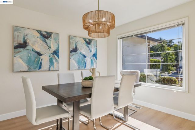 9802 Davona Dr, San Ramon, CA 94583