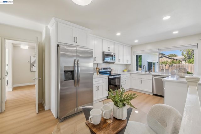 9802 Davona Dr, San Ramon, CA 94583