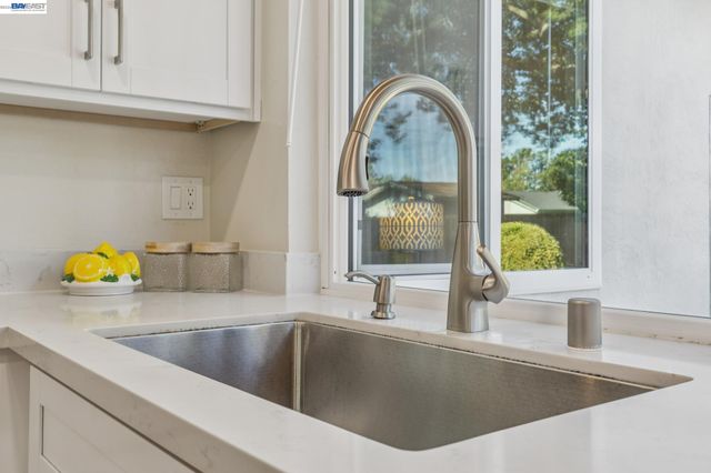 9802 Davona Dr, San Ramon, CA 94583