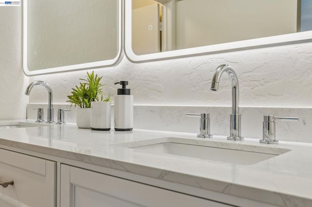 9802 Davona Dr, San Ramon, CA 94583