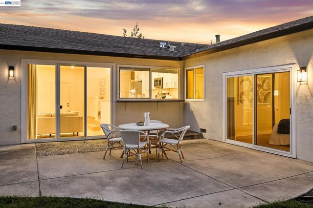 9802 Davona Dr, San Ramon, CA 94583
