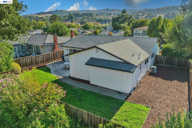 9802 Davona Dr, San Ramon, CA 94583