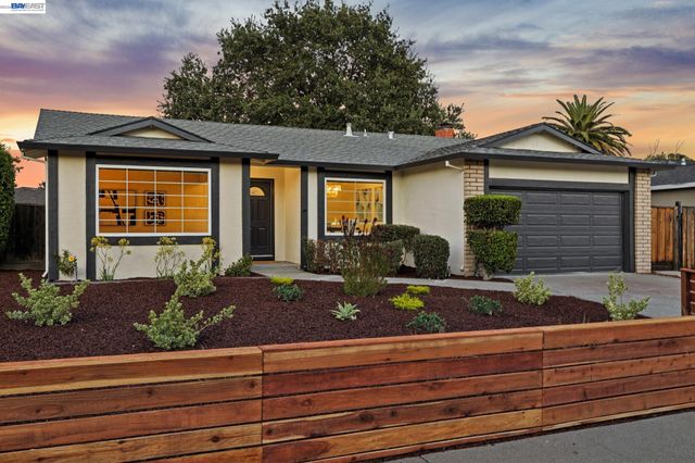 9802 Davona Dr, San Ramon, CA 94583