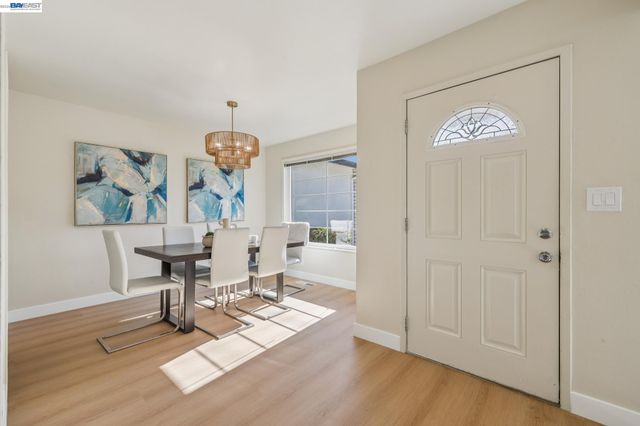 9802 Davona Dr, San Ramon, CA 94583