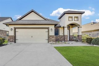 13215 Champions Cup Way, Mont Belvieu, TX 77535