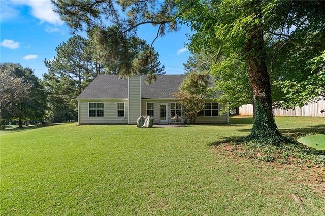 107 Quail Run, Acworth, GA 30101