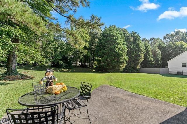 107 Quail Run, Acworth, GA 30101