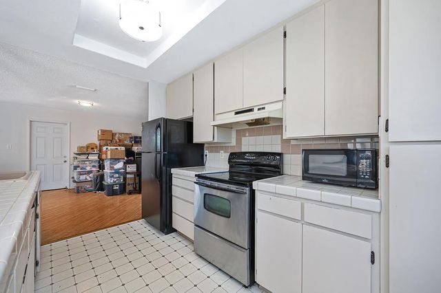 6201 Coyle Ave, Carmichael, CA 95608