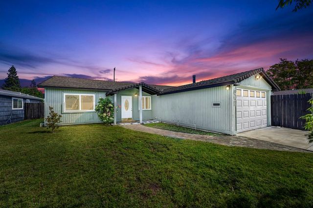 6201 Coyle Ave, Carmichael, CA 95608