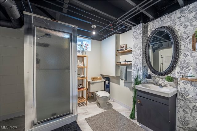 7406 Meadow Lane, Parma, OH 44134