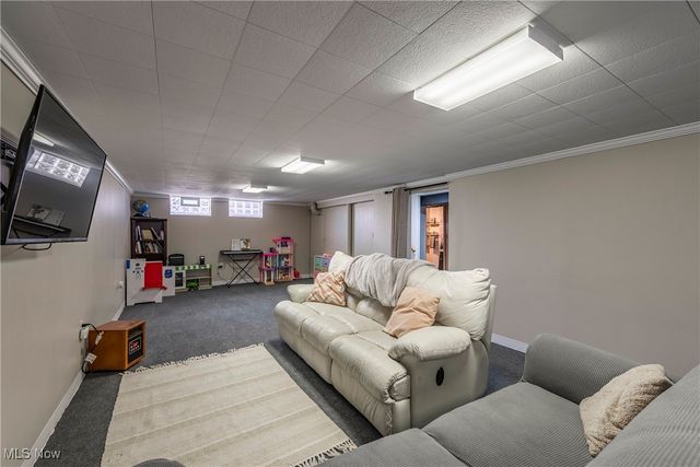 7406 Meadow Lane, Parma, OH 44134