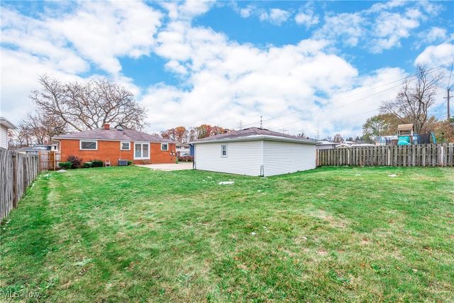 7406 Meadow Lane, Parma, OH 44134