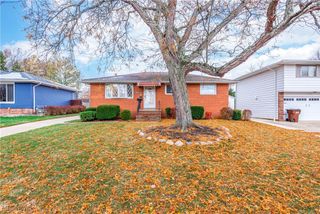 7406 Meadow Lane, Parma, OH 44134