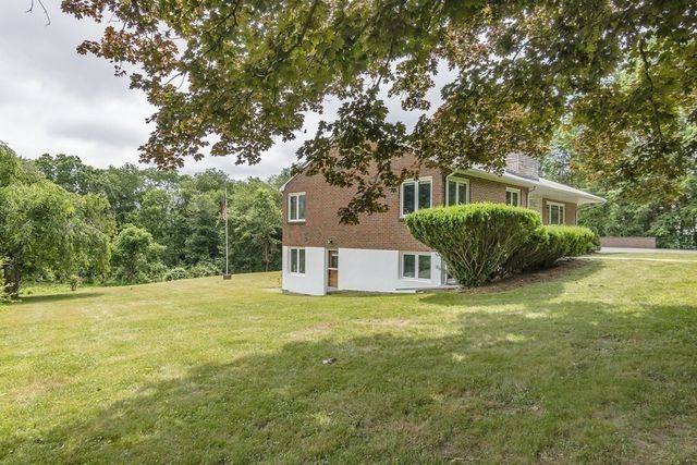 5 Old Shade St, Lexington, MA 02421