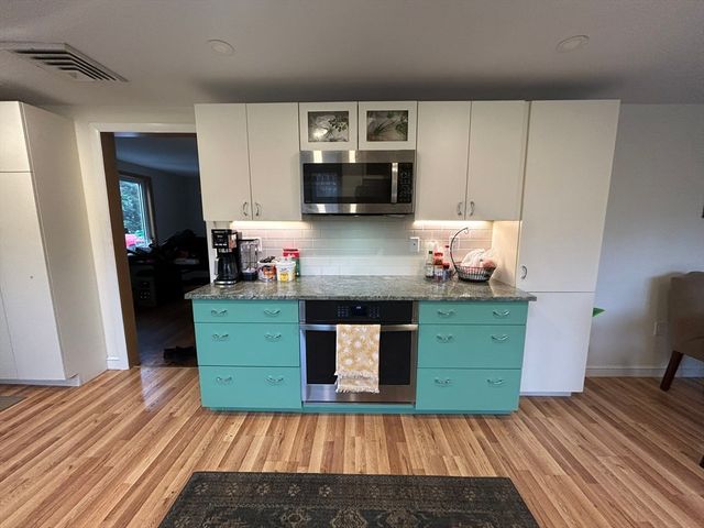 5 Old Shade St, Lexington, MA 02421