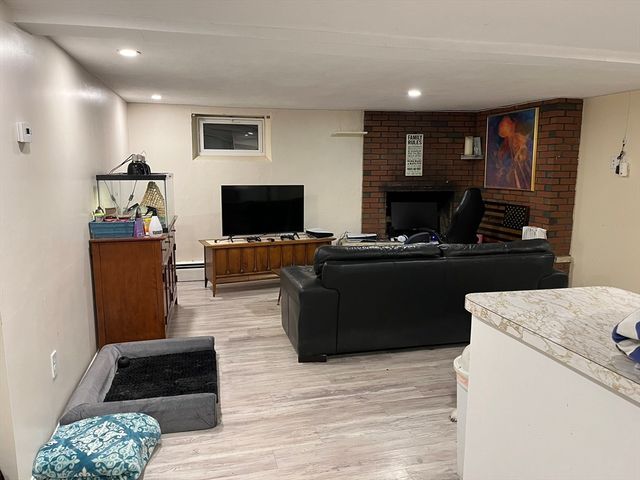 5 Old Shade St, Lexington, MA 02421