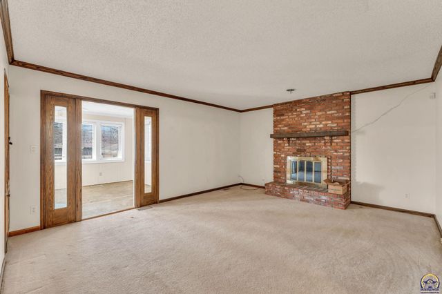 3131 SW Belle AVE, Topeka, KS 66614