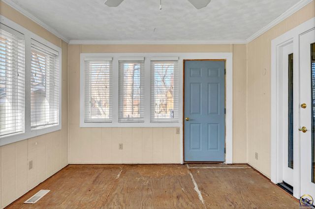 3131 SW Belle AVE, Topeka, KS 66614