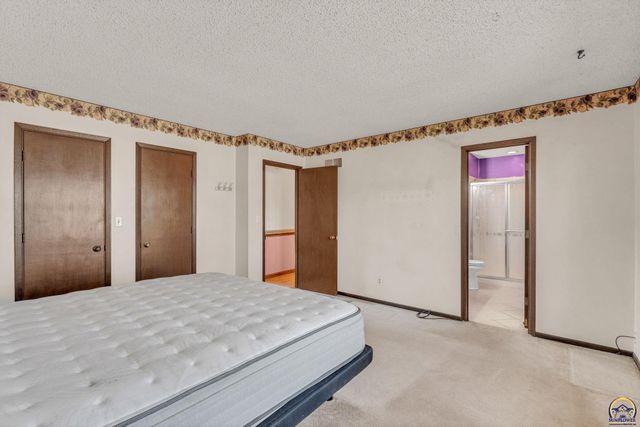 3131 SW Belle AVE, Topeka, KS 66614