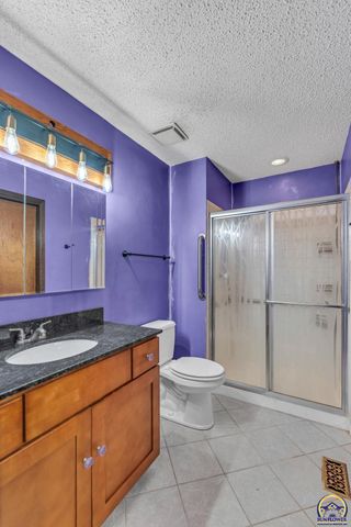 3131 SW Belle AVE, Topeka, KS 66614