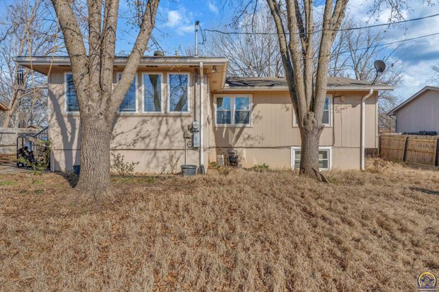 3131 SW Belle AVE, Topeka, KS 66614