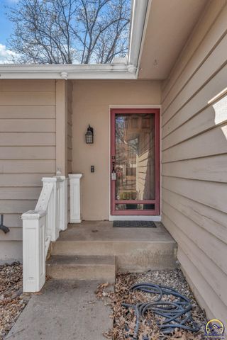 3131 SW Belle AVE, Topeka, KS 66614