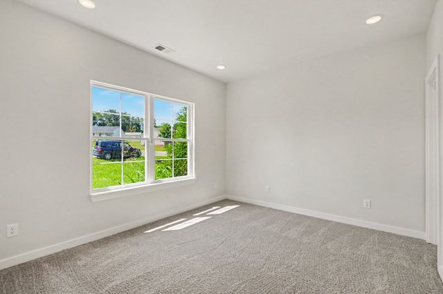 107 Sharon Dr, Portland, TN 37148