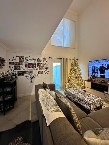 12531 NW 7th Ln 0, Miami, FL 33182