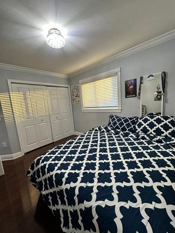 12531 NW 7th Ln 0, Miami, FL 33182