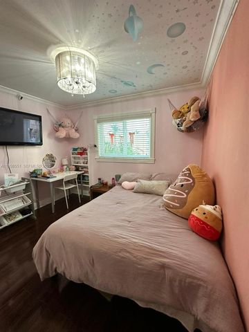 12531 NW 7th Ln 0, Miami, FL 33182