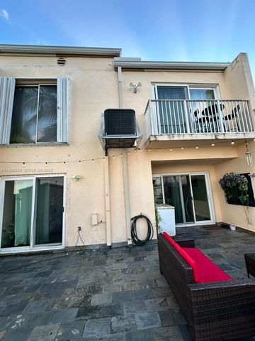 12531 NW 7th Ln 0, Miami, FL 33182