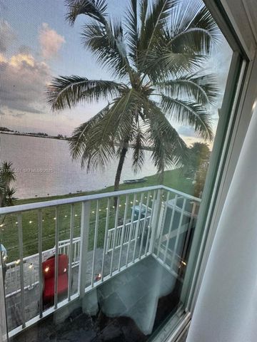 12531 NW 7th Ln 0, Miami, FL 33182