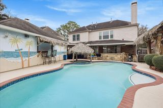 2040 Lodge Crest Court, League City, TX 77573