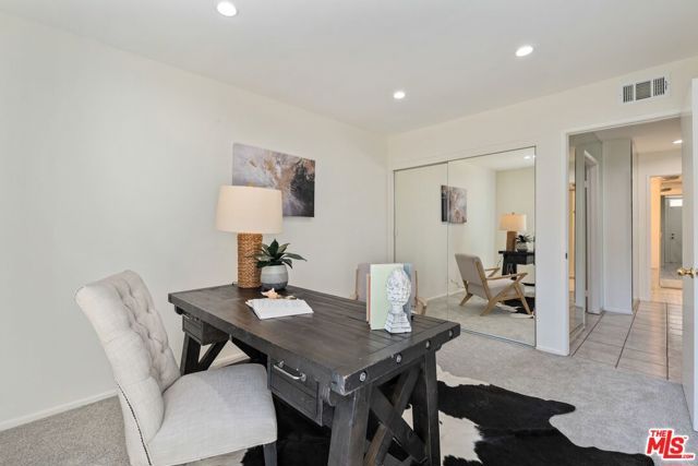 17253 Palisades Circle, Los Angeles, CA 90272