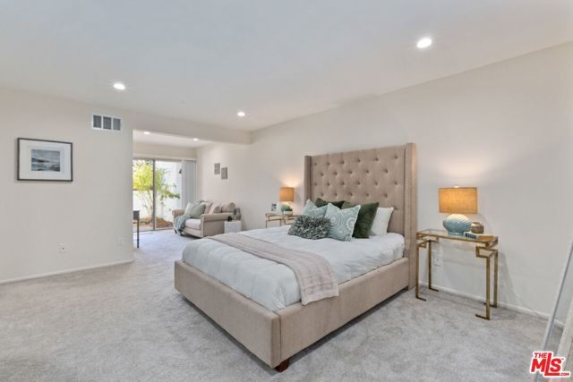17253 Palisades Circle, Los Angeles, CA 90272