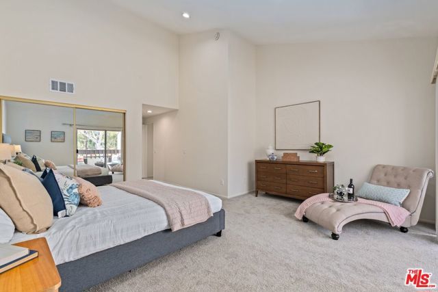 17253 Palisades Circle, Los Angeles, CA 90272
