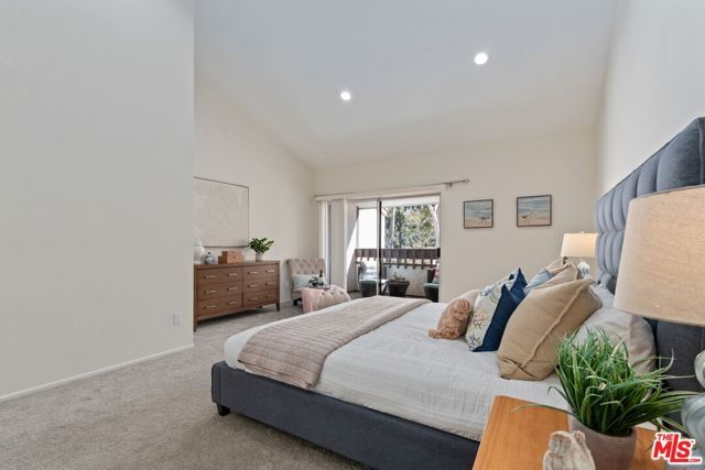 17253 Palisades Circle, Los Angeles, CA 90272