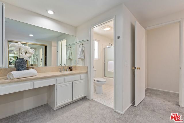 17253 Palisades Circle, Los Angeles, CA 90272