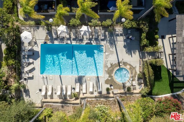17253 Palisades Circle, Los Angeles, CA 90272
