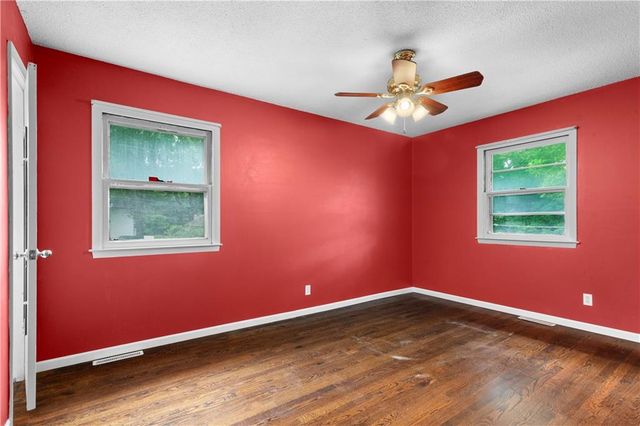 3603 Woodbury Street, Independence, MO 64055