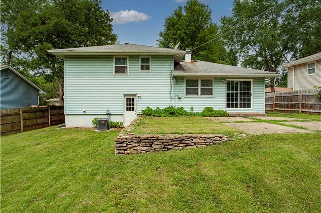 3603 Woodbury Street, Independence, MO 64055