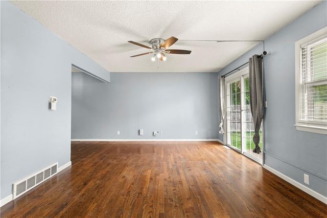 3603 Woodbury Street, Independence, MO 64055