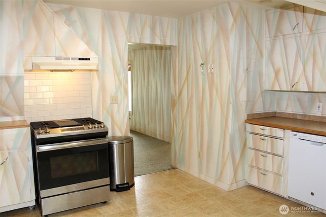 16219 64th Street E, Sumner, WA 98390