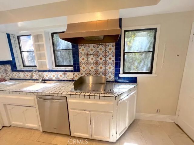 223 S Gale Drive, Beverly Hills, CA 90211