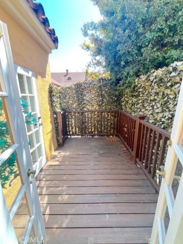 223 S Gale Drive, Beverly Hills, CA 90211