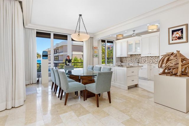 120 Sunset Avenue W 3 D, Palm Beach, FL 33480