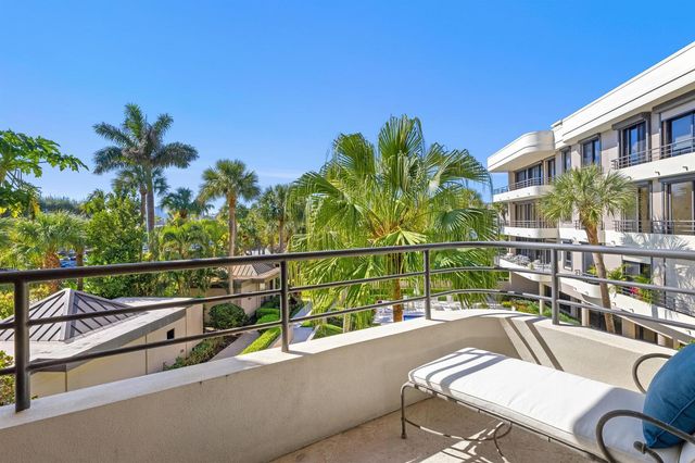 120 Sunset Avenue W 3 D, Palm Beach, FL 33480